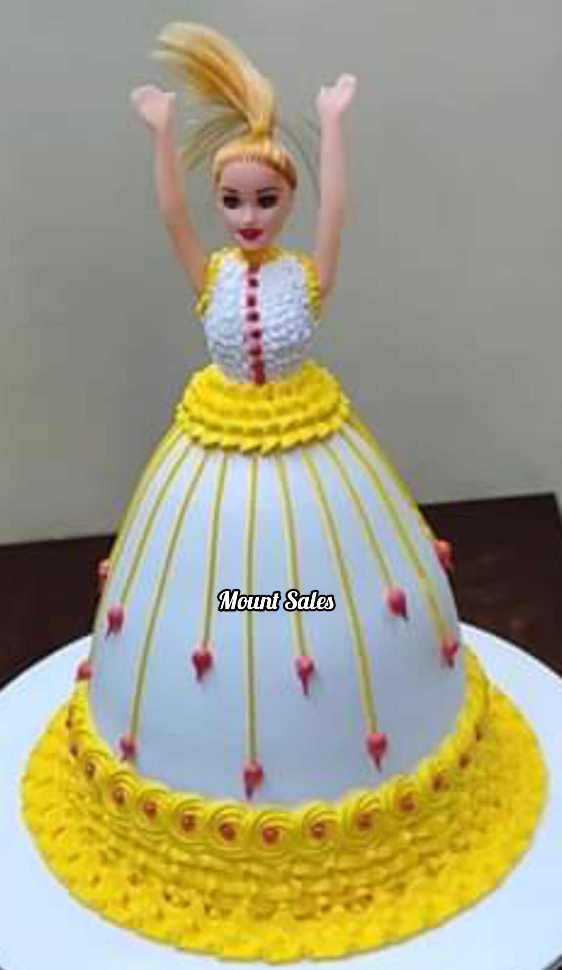 Premium RED N White Velvet Cake